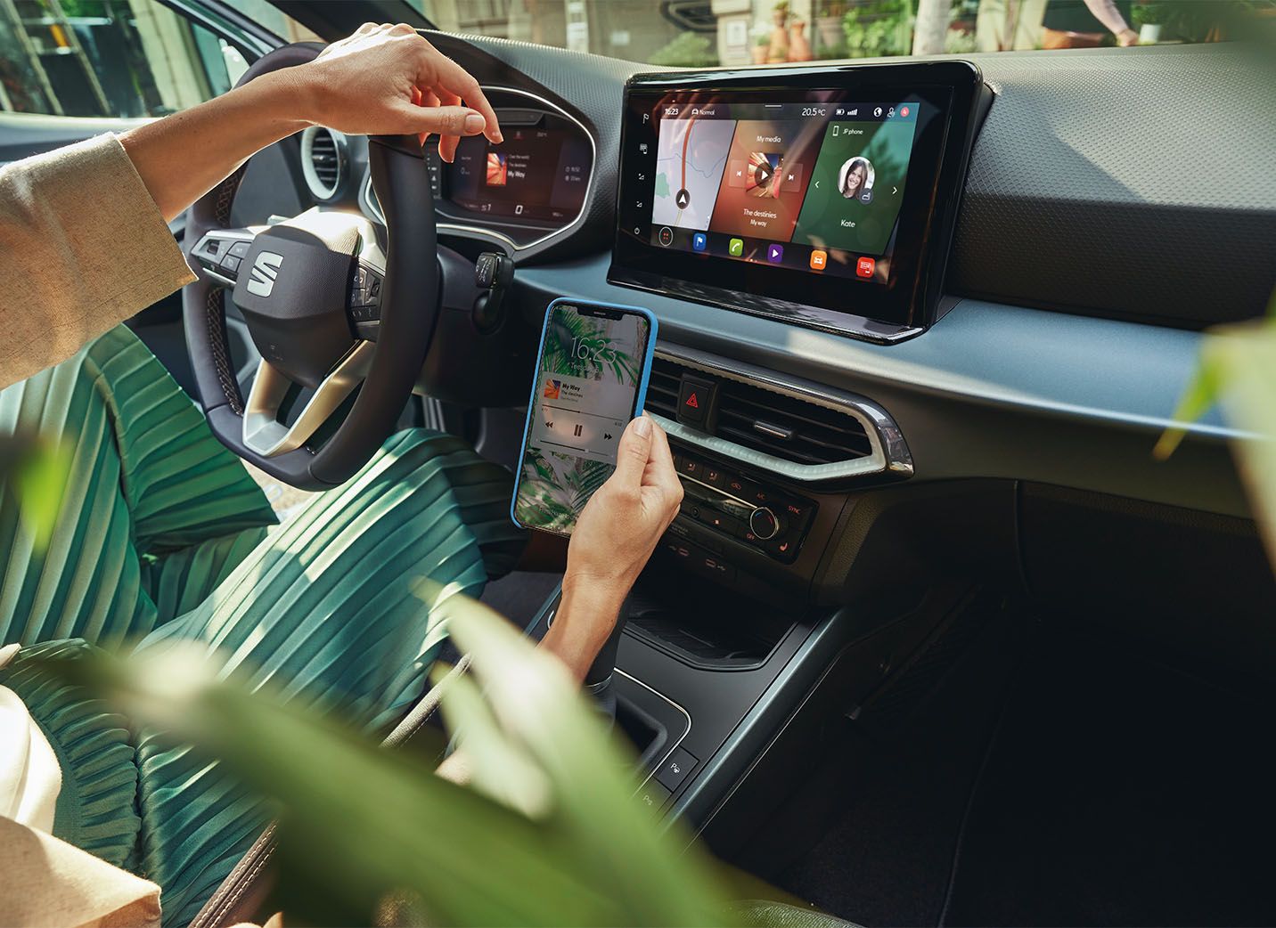 seat-arona-infotainment-connect-app-actualizaciones-inalámbricas